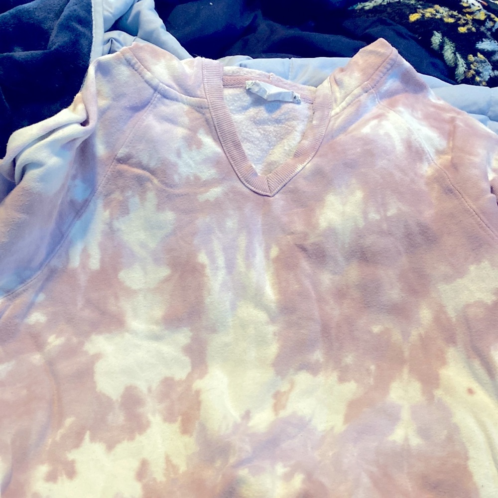 Pink rose hooded long sleeve tshirt